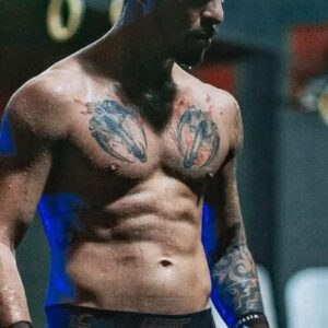 Felipe Colares Instagram - Há um ano, o lutador Felipe “Cabocão” Colares nos deixava. 😔

E o coração de cada amapaense ficou cheio de saudade de um dos maiores nomes do MMA que o estado já teve. 🖤

Nós, da equipe Amapá Sports, separamos para os fãs desse grande lutador, alguns dos melhores momentos da sua carreira de sucesso, com passagens por Jungle Fight, UFC E Ares FC. 👊

Felipe foi responsável por trazer muita alegria para seu povo e para todo o Brasil, com suas lutas de tirar o fôlego. 

Mais do que nunca: do Amapá para o mundo. E nesse caso, para a eternidade!! 🙏