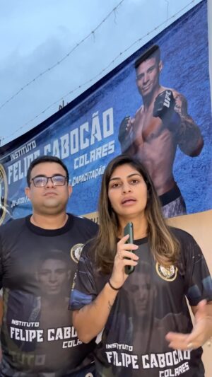 Felipe Colares Instagram - Estamos arrecadando alimentos, roupas e produtos de higiene para ajudar as famílias que mais precisam neste momento. 

Ponto de arrecadação: Travessa C, 34, Pedrinhas
Contatos: (96) 98132-6042 ou (21) 96532-1337 

#emergencia #correntedobem #acaosocial