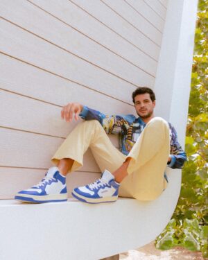Felipe Gomes Instagram - For @levelshoes 👞🩴
.
.
.
.
#dubai #levelshoes #mydubai #campaign #model