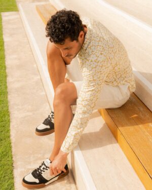 Felipe Gomes Instagram - For @levelshoes 👞🩴
.
.
.
.
#dubai #levelshoes #mydubai #campaign #model