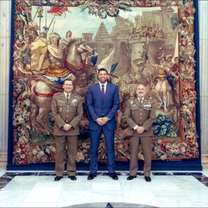 Felipe Reyes Instagram - Hoy ha sido un día muy especial para mi, el @ejercitodetierra me ha nombrado “Embajador de Marca Ejercito”. Muchas gracias #JEME por tu cercanía y por el trato recibido. Llevaré la “Marca Ejercito” con orgullo allá donde vaya. #SomostuEjercito🇪🇸