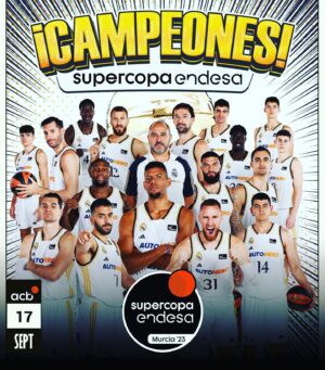 Felipe Reyes Instagram - Enhorabuena!!! 👏🏻👏🏻👏🏻 #campeonessupercopa🏆🏀
