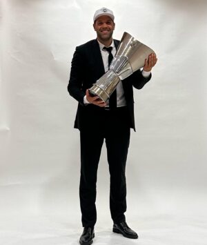 Felipe Reyes Instagram - Campeones de Europa!!! Grande equipo!! Hala Madrid!!!