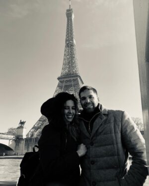 Felipe Reyes Instagram - Hoy cumple 38 años la mujer más maravillosa que conozco y que me hace ser el hombre más feliz y afortunado del mundo. Muchas felicidades mi amor. #tequiero❤️ @kireniacabrera