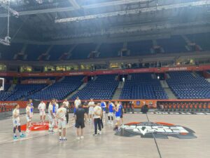 Felipe Reyes Instagram - Hasta el final vamos Real!! #f4glory🏀 #aporla11