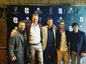 Felipe Reyes Instagram - Se acerca el gran día #retiradacamisetaPau #equipazo #juniorsdeoro
