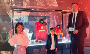 Felipe Reyes Instagram - ✨️ Ayer fue un día inolvidable. Estoy muy orgulloso de pertenecer al #halloffame de @baloncestoesp 🏀 en su centenario 💯. Un sueño 💫 que jamás habría imaginado.