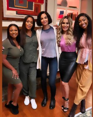 Felisha Terrell Instagram - Q👑U👑E👑E👑N👑S!!!

Real Queens fix each other’s crowns and you will see so much of that this season.  It’s empowering and uplifting, it’s inspiring and wholehearted..you will laugh..you will cry..you will love these Queens! 
I’m honored to be a part of this story and this awesome cast and crew.