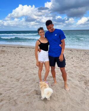 Félix Auger Aliassime Instagram - See you next time Miami 👋🏽🌆🏖

Special thank you to @eastmia for the most comfortable stay that I look forward to coming back to every year 🙌🏽😌🙏🏽

📸: #10 @atptour