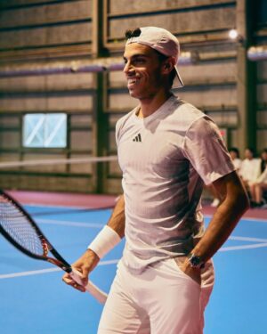 Félix Auger Aliassime Instagram - What if we played like pressure didn’t exist?

Enter @felixaugeraliassime and @francerundolo and a net three times the standard size. Yes, three.
(scroll to the last slide for a special trick 🎾) 

Watch the full episode on adidas YouTube #YouGotThis ​