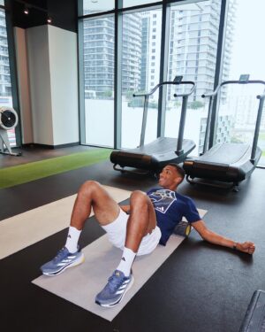 Félix Auger Aliassime Instagram - See you next time Miami 👋🏽🌆🏖

Special thank you to @eastmia for the most comfortable stay that I look forward to coming back to every year 🙌🏽😌🙏🏽

📸: #10 @atptour