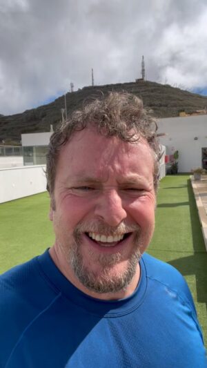 Fernando Cayo Instagram - Laboratorio de Interpretación para la Cámara en @zenitvisualstudio Las Palmas de Gran Canaria 6,7,8 de Noviembre. #ActingClass #Interpretación #Actor #Actriz #ActuarParaLaCámara #LaboratorioDeInterpretación #training #FernandoCayo #disfrutadelavida