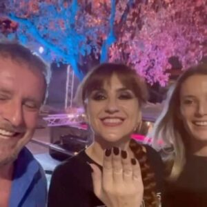 Fernando Cayo Instagram - Fernando, Ana y Carmela nos han dejado una invitación muy especial. A solo dos semanas de cerrar temporada en el Teatro Quique San Francisco, disfrutaremos de ellos un poquito más con los encuentros con el público de estos dos últimos jueves. Magnifica aventura la que hemos vivido con ellos con AMOR DE DON PERLIMPLÍN CON BELISA EN SU JARDÍN 🪴 

🗓️ Jueves, 7 Y 14 DE SEPTIEMBRE | 23:15 (Duración: 20 min)
📍 Patio del Teatro Quique San Francisco 
➡️ Participan: Fernando Cayo, Ana Belén Beas y Carmela Martins.
(Entrada libre hasta completar aforo.)

🗓️ Jueves, 7 DE SEPTIEMBRE | 23:15 (Duración: 20 min)
📍 Patio del Teatro Quique San Francisco 
➡️ Participan: Fernando Cayo, Ana Belén Beas y Carmela Martins.
(Entrada libre hasta completar aforo.)

AMOR DE DON PERLIMPLÍN CON BELISA EN SU JARDÍN, Con @fernandocayo1 @anabelenbeas y @martinscarmela en @teatroqsf hasta el 17 de septiembre. 

#encuentro #encuentroconelpúblico #AmordeDonPerlimplin por #trianalorite @comolaseda #artesescénicasespañolas #artesescénicas #artesescénicasenespañol