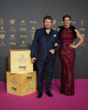 Fernando Cayo Instagram - Todo un placer vivir la fiesta del cine español en mi tierra, Valladolid!!! ♥️🎊🍀✨🎉⭐️💥🌟⭐️🌟✨Outfits de los estupendos @sr_tort_moda @cesc_tort y @lauwood_handbag Cesc Tort y Laura Tapias ♥️. @martinscarmela @academiadecine @valladolidcityoffilm #goya2024 #valladolidsiempre @ayuntamientovll Infinitas gracias a ⭐️🌟✨♥️ @palaciodesantaana @goaorganics @victordelvalle_ @dra.ireneesteve @marriottbonvoy @casmara.esp @hispanitasshoes