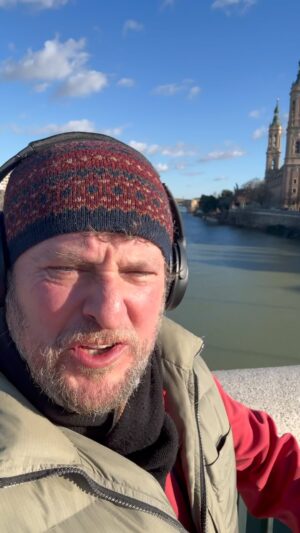 Fernando Cayo Instagram - ¡¡¡GRACIAS ZARAGOZA!!! MÁS DE 15.000 ESPECTADOR@S!!! CUENTO DE NAVIDAD 🎄 de Dickens. Este año mi regalo de Navidad me llegó de nuevo interpretando a Mister Scrooge en esta espectacular, divertidísima y emocionante producción con más de 15 intérpretes, cantantes y bailarines. Cada función disfrutando y emocionándome profundamente con esta hermosa historia. 
ZARAGOZA TEATRO PRINCIPAL 21 DE DICIEMBRE- 7 DE ENERO
Equipazo de lujo: @mingoruano.official @hernando.nuria @martinscarmela @juliansalgueroactor @belen_orihuela_ @ra.heredia @estefaniarocamoractriz @arco9 @parismartinactor @comolaseda @teatroprincipaldezaragoza 
@borjamajarrezromano
@lucrephoto
@recorte06
@luisomalley81
@eli.pfff 
@valentin.donaire_iluminacion 
@ferarlandis @ayuntamiento_zaragoza 

#CuentodeNavidad, #Dickens #Musical #Teatro #Navidades #zaragoza #valencia #TeatroPrincipalZaragoza #TeatroRambleta #FernandoCayo #MeMuevoMásQueLasMaracasDeMachin #Enjoy #DisfrutaDeLaVida #planesdenavidad