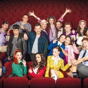 Fernando Dente Instagram - Arrancan las vacaciones de invierno y nosotros estamos listos en @heatherselmusical 
ÚNICAS DOS SEMANAS 
Martes a Domingos 🥵♥️
La obra de la que todos hablan sin parar. 
PH Daniel Flores 
ST @eloagustin 
Pelo @cristinacagnina 
Make up @verofioravanti 
Gracias @elplanetaurbanook por acompañarme siempre 🫶🏻