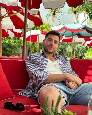 Fernando Dente Instagram - ♥️🌴
Elegí una.