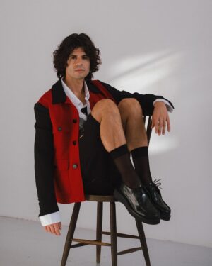 Fernando Fernandes Instagram - Na mais recente edição da @portuguesesoul, podem ler o artigo completo no site. ❤️

Fotografia / entrevista: @monteirotomas
Styling: @lafayette____________________ 
Cabelo: @erikiric 
Maquilhagem: @elodiefiuza 
Produção: @snowberry_production
Sapatos: Dark Collection; casaco: @ernest_w_baker; camisa e saia: @dino_alves_eu