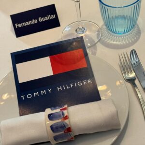 Fernando Guallar Instagram - Thanks a lot @tommyhilfiger for this unforgettable experience I always dreamed of. 

💙🏎️

#TommyFamily
#AD