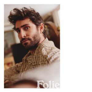 Fernando Guallar Instagram - April w/ @folie.magazine 

📸 @adrian_nucelaar 
✏️ @pabloaragon 
🙏🏻 @mesalafilms