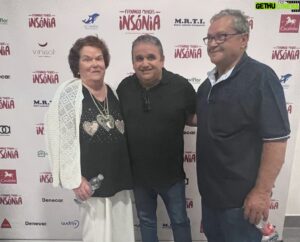 Fernando Mendes Instagram - Obrigado @cmarronches 
Que espetáculo 👍✅
“Insónia” - Dia 25 de maio (sábado), às 21H30, no Auditório do Centro Cultural de Arronches.
#Teatro #Insonia #FernandoMendes #Arronches #UmTerritorioADescobrir #Alentejo #Portugal #Turismo #TurismoDoAlentejo #CaiadoDeFresco #VisitAlentejo #TurismoDePortugal #VisitPortugal #AlentejoLovers #viagens