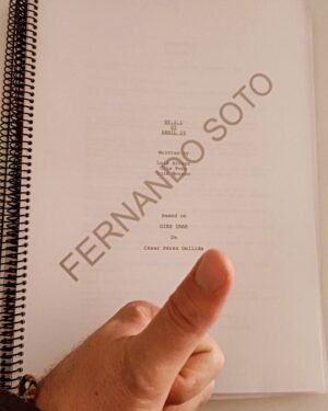 Fernando Soto Instagram - ... disfrutamos haciendo la 1T. Privilegio volver a disfrutar de un proyecto con tanta gente hermosa. Me siento un privilegiado. Siempre agradecido querido @marcoa de habernos tomado aquel café....que nos trajo conocernos y me regaló este proyecto. 
Mi otra mitad es la familia @naratalent siempre al cuidado...#ficcionespañola #series #primevideo #rodaje