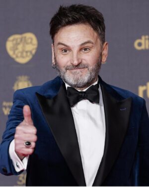Fernando Tejero Instagram - Gracias a @academiadecine y a Valladolid por esta bonita gala de los PREMIOS GOYA
Enhorabuena a todos los ganadores y a los presentadores de la gala mi querida @anabelen.oficial y los Javis
Noche bonita de encuentros fantásticos como con @anabelen.oficial @estopaoficial @marc_clotet @natasanchezmol ❤️❤️❤️❤️❤️❤️❤️
@lagunaair800 Gracias amigo por tu compañía…..La mejor 🙌🏻❤️🙌🏻❤️🙌🏻❤️
Gracias a @bund_company por ponerme tan guapo y elegante