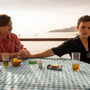 Fernando Tejero Instagram - MANUEL ,MI PERSONAJE EN “LOS FARAD”
YA TENÉIS LA SERIE COMPLETA EN @amazonprime 
Con un reparto cojonudo y capitaneada por el genio @marianobarrosocine