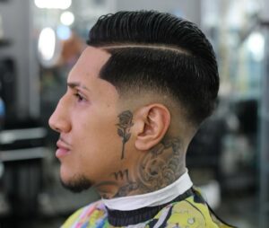 Fernando Vargas Jr. Instagram - Weekly cuts a must 💈🤌🏼