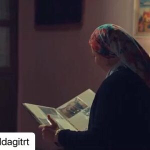 Feyza Işık Instagram - #Repost @gonuldagitrt with @make_repost
・・・
3 evladını toprağa vermiş, ancak Veysel’e sımsıkı sarılmıştır.
Gelini Cemile’yi çok sever. Eltisi Günşıl ile gizli gizli görüşürler. 
Samimi ve içten bir kadın #Döndü 😌

#GönülDağı yeni sezonuyla 11 Eylül Cumartesi 20.00’de #TRT1’de başlıyor!
@trt1