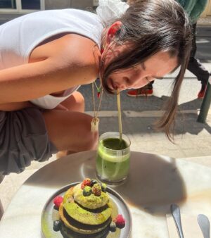 Filipa Maia Instagram - Bday brunch 🐶🤍🌈💫