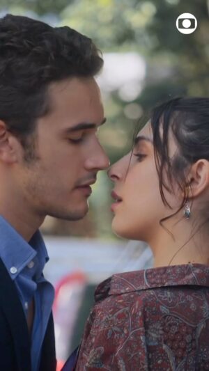 Filipe Bragança Instagram - Eu não aguento esses dois! Tô shippando tanto 😭😭😭 #ElasPorElas