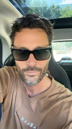 Filippo Bisciglia Instagram - … Infinitamente Grazieeeeee … 🙏 … si sale ✈️ …
voi con Noi siete, noi con Voi siamo TEMPTATION ISLAND …
#primitweetmondo #comesempre #🙏 🔥🌴 #temptationisland