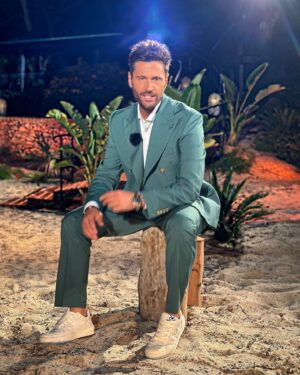 Filippo Bisciglia Instagram - e la prima puntata è andata 🔥🌴🤟🏼 … Buona notte a tuttiiii !!! #temptationisland #love #noiconvoi #voiconnoi