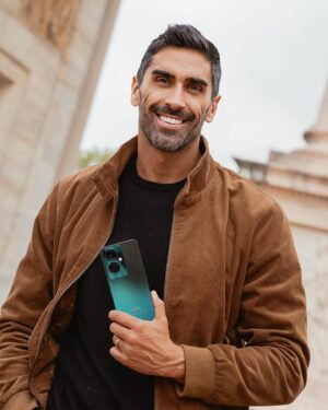 Filippo Magnini Instagram - Scatti nitidi e impeccabili con il mio nuovo OPPO Reno11F.📱💙
Ha una batteria super efficiente che garantisce un’esperienza di ricarica senza preoccupazioni e una durata negli anni spettacolare! Correte anche voi su @oppoitalia 
.
.
.
#OPPOReno11F #LaForzaDelRitratto #Adv