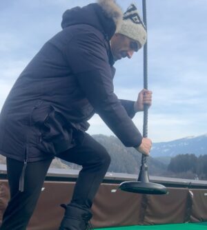 Filippo Magnini Instagram - Se nella prima foto sembriamo seri, guardate il resto ➡️❤️🤪
.
.
.
#falkensteiner #falkensteinerhotels #falkensteinerlido #supplied @falkensteiner.lido