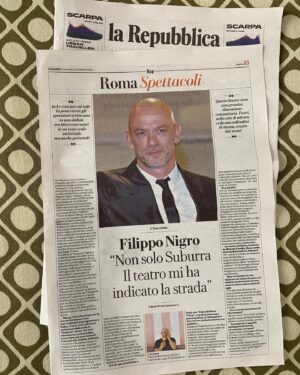 Filippo Nigro Instagram - E’ sempre un piacere fare delle chiacchiere con Rodolfo di Giammarco ( a te un posto speciale nella mia lista) e in particolare aver parlato di questo spettacolo.

𝙀𝙫𝙚𝙧𝙮 𝘽𝙧𝙞𝙡𝙡𝙞𝙖𝙣𝙩 𝙏𝙝𝙞𝙣𝙜

Al Teatro India
Dal 29 Marzo al 2 Aprile
@teatrodiroma 
@cssudine_ 
@fabrizio_arcuri_