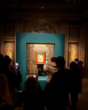 Filippo Nigro Instagram - hold still Vincent

#vangogh 
#museumphotography