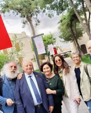 Filiz Taçbaş Instagram - Gerçek gazeteciliği anlatan, Esat Erçetingöz'e ve Atilla Köprülüoğlu' na teşekkür ederiz.

Güzel insanlarla güzel sohbetler..

@esat_ercetingoz @atillakopruluoglu 
@doganprepol @ulvitanriverdi55 @g_elif_e