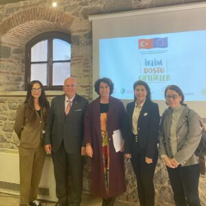 Filiz Taçbaş Instagram - Avrupa Birliği kapsamında "İklim Dostu Çiftlikler" paneline katılım sağladık.

Panel'e katılım sağlayan Neptün Soyer'e ,Şevket Meriç'e,Şener Kilimcigöldelioğlu’na ,Ayşegül İnceoğlu’na , Nurgül Uçar’a , Mustafa Kocataş’a ve tüm değerli katılımcılara teşekkür ederim.

Her zaman her yerde çiftçimizin yanındayız.