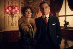Finn Cole Instagram - Mother, wife, and an all round amazing role model. A force of nature who’s advise I’ll carry forever. From day 1 on Peaky I felt blessed, and I will always aspire to be as awesome as Helen McCrory. Thank you mum. Rest easy x