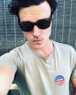 Finn Wittrock Instagram - Filled in that ballot so hard. #ivoted
