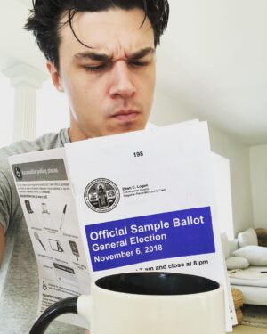 Finn Wittrock Instagram - Cramming these propositions and getting my game face on for November 6. Do you have a plan? I’m voting in person but there are many ways to do it. So do it! (And when you do, please remember planet 🌍 ) #getoutthevote #vote