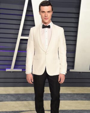 Finn Wittrock Instagram - Thanks for the party vanity fair. @vanityfair @remba_ @zegnaofficial @ashleypweston