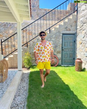 Fırat Topkorur Instagram - Gezdiririm gendimi ☀️
