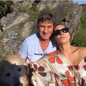Flávio Venturini Instagram - Hoje perdi minha “Princesa” Cintia Grilo foi a inspiração para compor a música Princesa.
Descanse em paz minha querida e faça uma passagem tranquila.
Onde você estiver continuará sendo minha princesa. 😔🙏