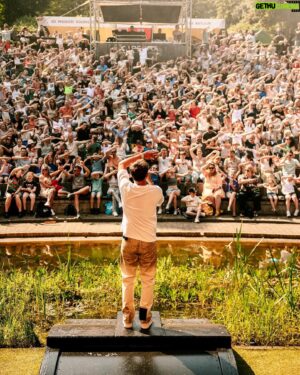 Flemming Viguurs Instagram - 𝗖𝗔𝗣𝗥𝗘𝗥𝗔! ☀️ Genoten van 2 shows in dit prachtige openluchttheater afgelopen zaterdag. Thanks voor de heerlijke energie! ❤️
