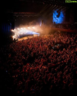 Flemming Viguurs Instagram - GRONINGEN💚 Wat een feestje was het weer in de Oosterpoort! Mega bedankt voor het komen en zeker tot snel!💚

📸: @olerethans