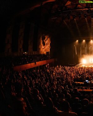 Flemming Viguurs Instagram - GRONINGEN💚 Wat een feestje was het weer in de Oosterpoort! Mega bedankt voor het komen en zeker tot snel!💚

📸: @olerethans
