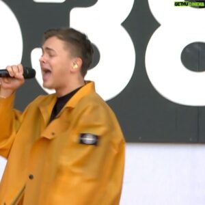 Flemming Viguurs Instagram - Wat een heeeeerlijke energie gisteren! 🧡🤯 538 Koningsdag en Kingsland, dank jullie wel voor deze prachtige dag. 👑